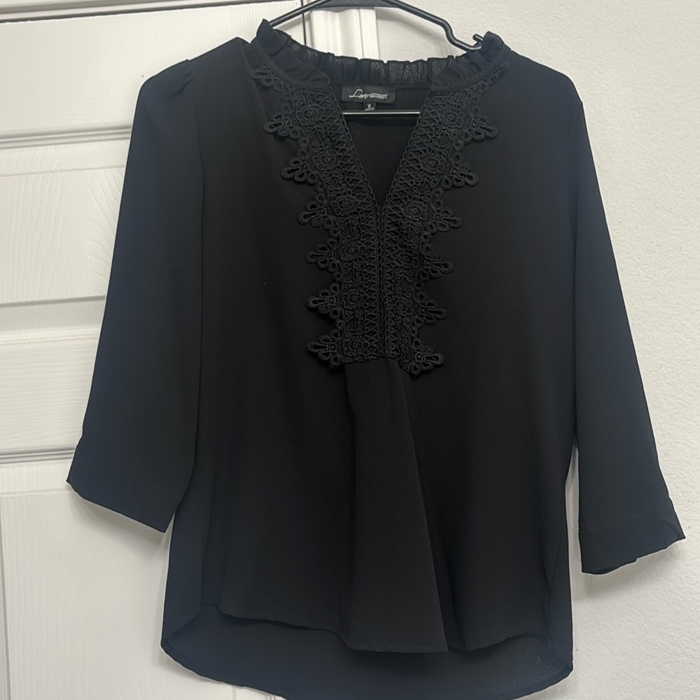 Size medium black blouse